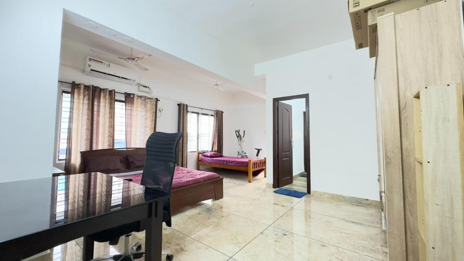 Downtown Manor-Panavila Thiruvananthapuram Eksteriør bilde