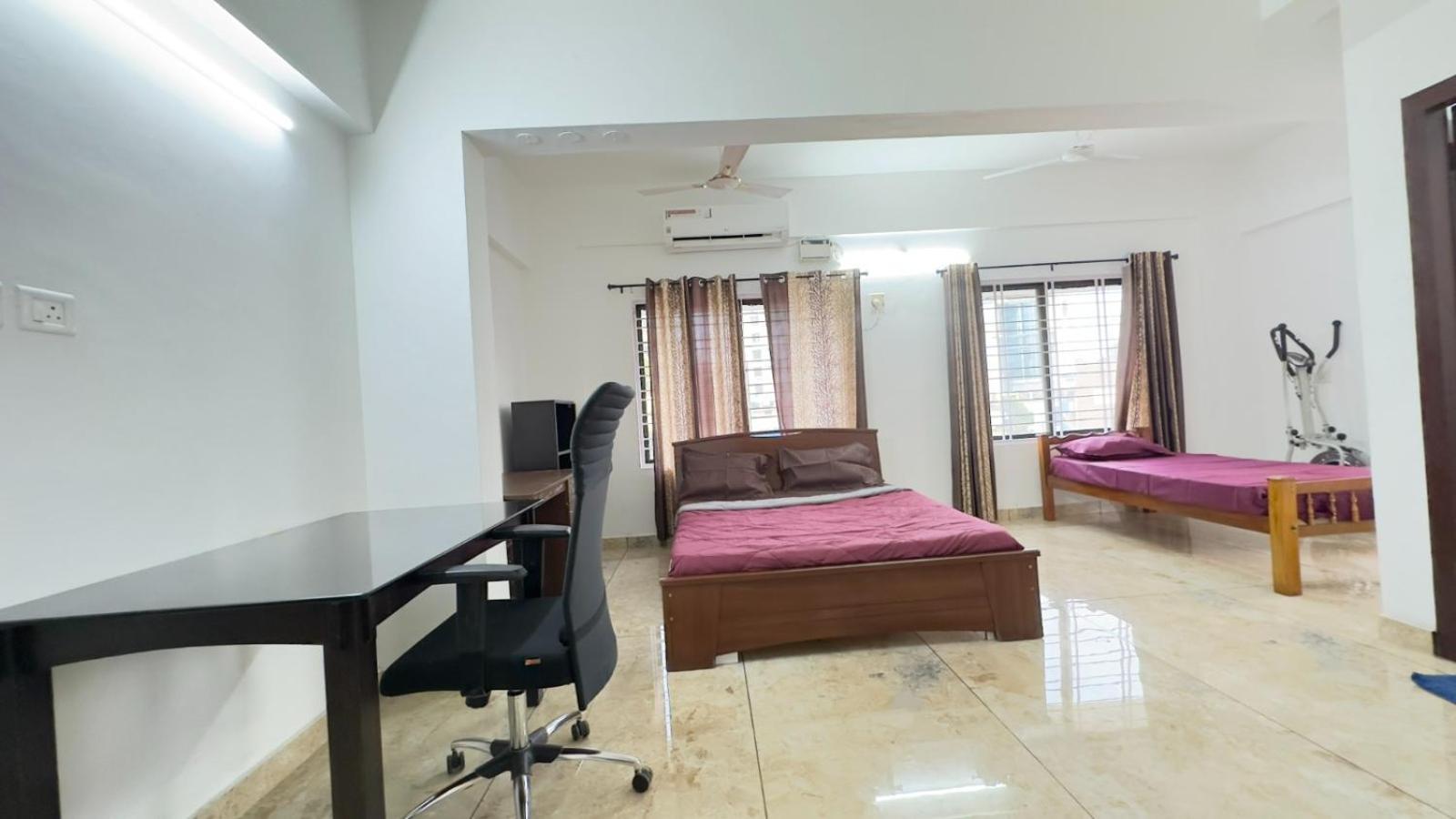 Downtown Manor-Panavila Thiruvananthapuram Eksteriør bilde